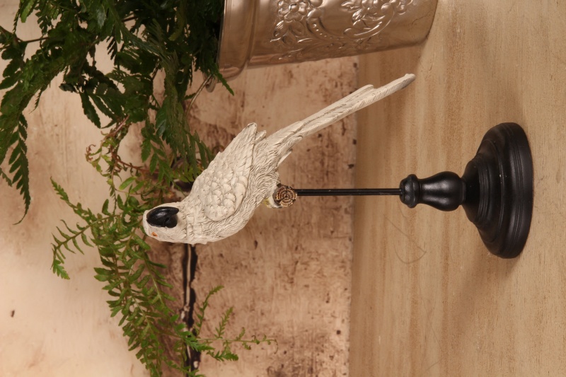 Fig. Vogel op basis resin