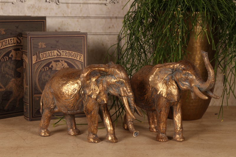 Fig. Olifant 28 cm resin